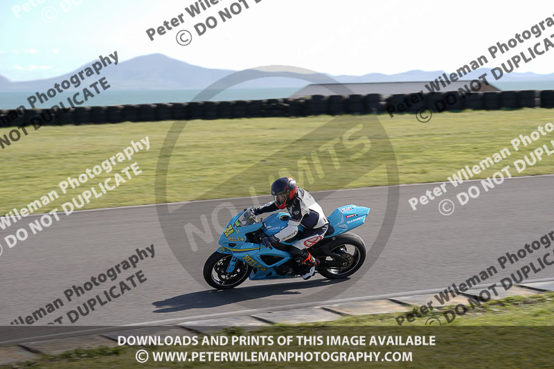 anglesey no limits trackday;anglesey photographs;anglesey trackday photographs;enduro digital images;event digital images;eventdigitalimages;no limits trackdays;peter wileman photography;racing digital images;trac mon;trackday digital images;trackday photos;ty croes